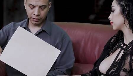 Hot Tattooed Vampire Slut Seduce and Fucks and Got Creampie by a Young Latino