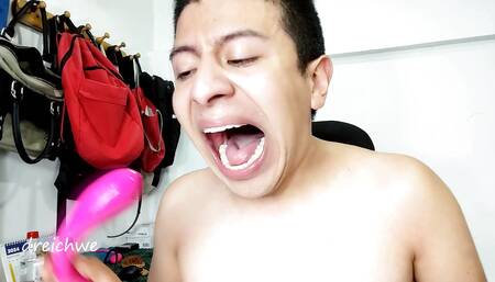 saliva with mouth and vibrator