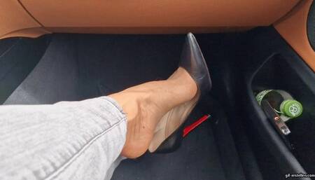 Driving on the highway with a big hole in my tights HD mp4 1920x1080