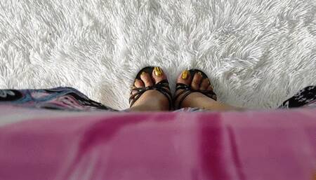 Alice's pronounced arches in high heels dangling from her feet (2)