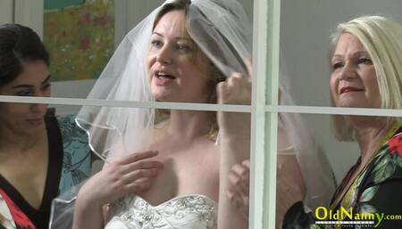 Slutty chick with round bottom Lacey Starr fucks with a younger gf