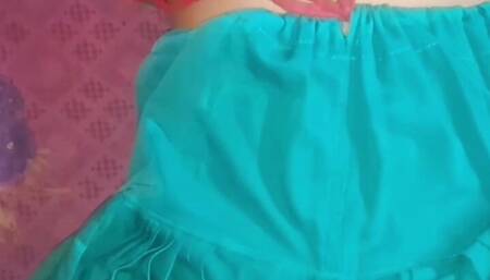 Indian desi hauswaif soni bhabhi ki chudayi devar ne bhabhi ko ghodi bana ke choda Indian school girl