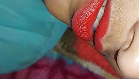 Indian bhabhi ko Land Pilaya aur bhabhi ki Gaand Mari thook lagake Maja Aa Gaya