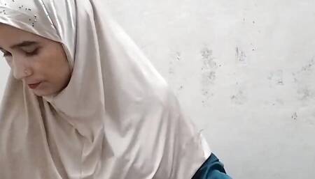 Muslim girl hotel MMS video