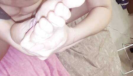 Sexy Ass & Feet - Cum on My Feet That I Lick It off