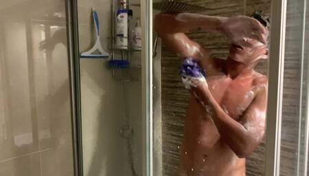 Hot Markus Shower Beforte Getting a Blowjob