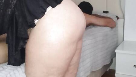 The man who called a masseuse for a massage at home finally started having sex with the masseuse