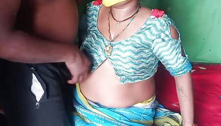 Desi village hot meri stepmom ki chodai kiya raat me aur chut ka maza cheekha