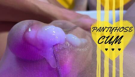 Pantyhose Mutual Masturbation and Piss