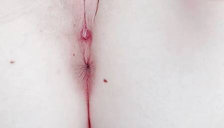 My step-cousin with tickles in her pussy, I make her scream, moan and laugh that turns me on a lot