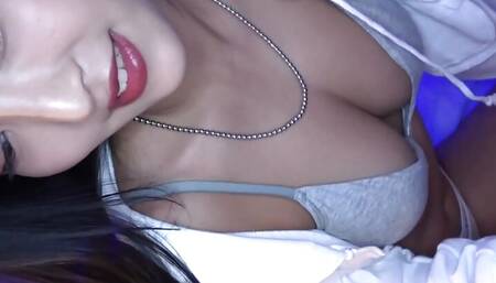 Part 1 a Beautiful Woman Looking for a Playmate on Sns Appears! Once She Gets Started, She Won't Let Go of Her Cock 107