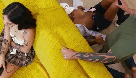 Sneaky Package For Delivery Woman.Destiny Mira, Yumi Sin Brazzers