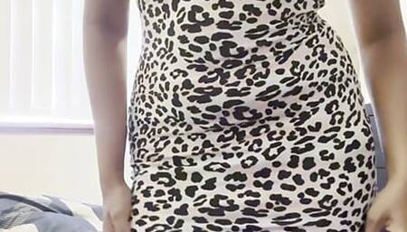 Indian sexy girl putting body oil and making sexy sound big booty and big nipples tan sexy desi baby girl