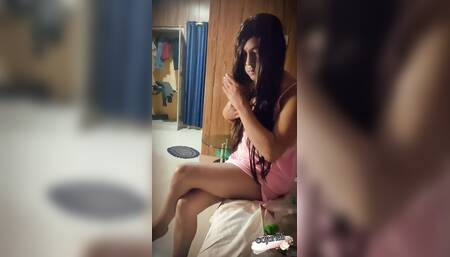 CD Junali Getting Ready for Tonight