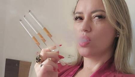 Marlboro Red 100 Smoking Multiples Triple Holder