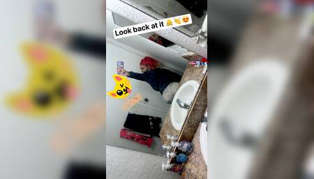 Body like a model\nBooty so colossal????