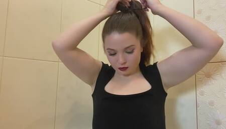 get shampooing with ponytail (moaning)