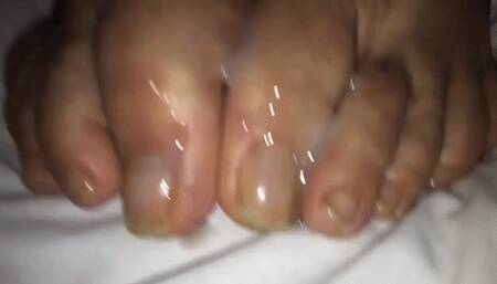 TOE CUM AND ASS SPREADING - HD