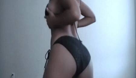 Bikini Ass Pumper