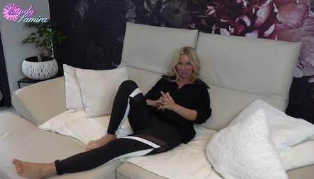 Milfpussy bedankt sich für Nachbarschaftshilfe! - Milfpussy says thank you for neighborhood help!