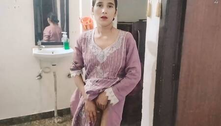 Abbujan ne salwar utar ke choda