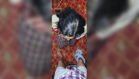 Desi bhabi sucking in blowjob with mouth cream