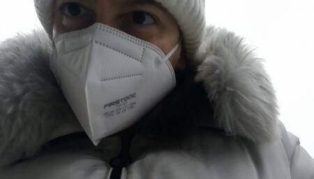 A Chill in the Air: A Comical Misadventure 1980HD