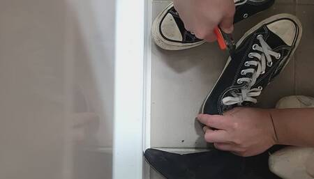 Destroyed Korean girl converse