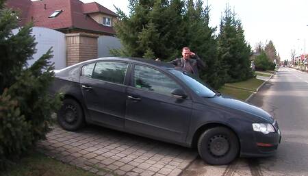 Lea Lazur an experienced blonde woman receives her first