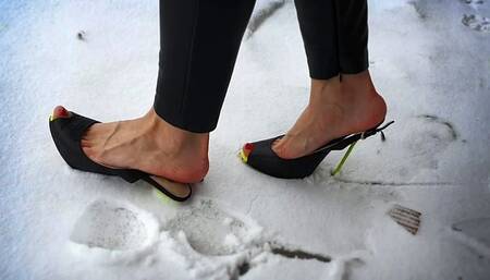 Walking on snow in high heels slingbacks with a wrong side wearing, high heels on snow