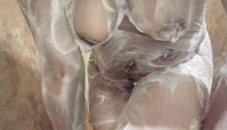 See my wife take a shower