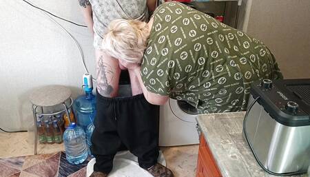 cum in stepmom's mouth after jerking off and deep blowjob