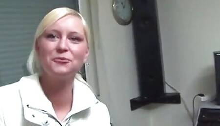 Slim Blonde Chick with an Amazing Body Is Ready to Fuck Hard