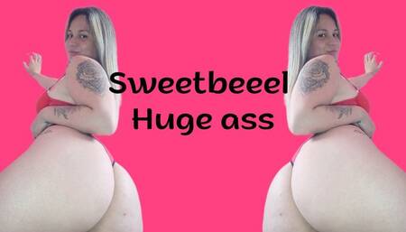 Spreading my huge ass