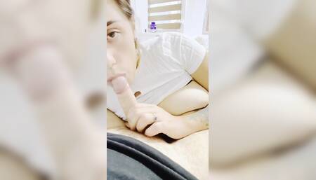 Holiday Mood Messy Blowjob Sloppy Deepthroat