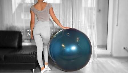 seductive blue ball bounce