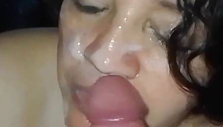 Mature sucking cock
