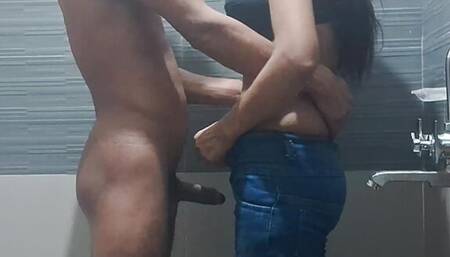 Bhabhi having sex in bathroom.