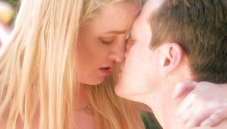 Summer Time! Shawn Alff Pussy & Ass Fucks Charlie Forde!