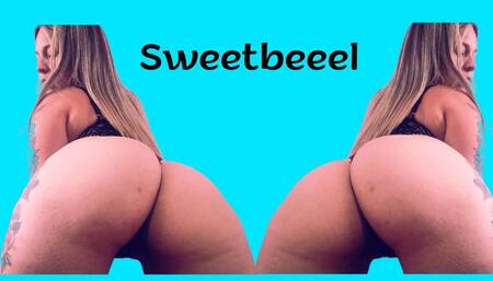 Shaking, bouncing and spreading my big booty