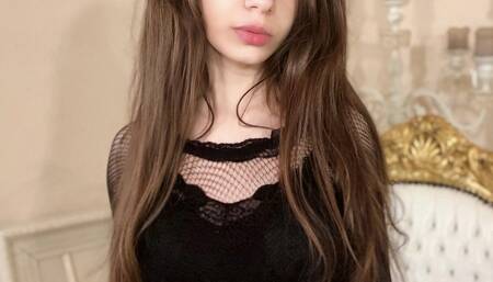 I love to feel my favourite dildo inside ????