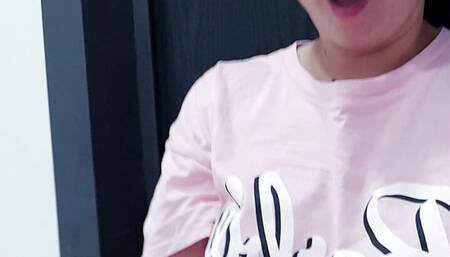 Hot brunette teen fingering hairy pussy and dripping cum!!