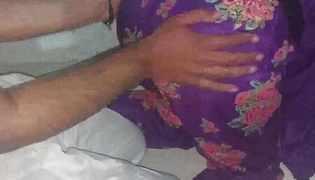 Hote aunty ny bohot fhad mari