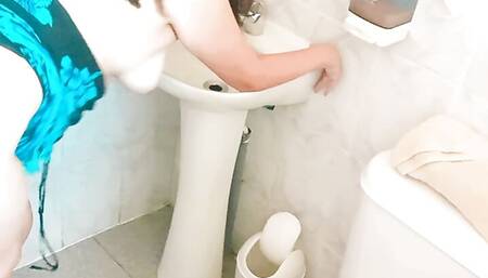 sex in the public bathroom of a restaurant