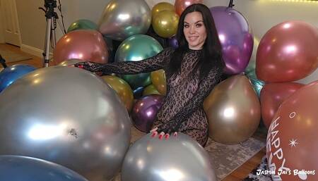 Non Pop Behind the Scenes: Holiday Metallic Balloon Set Up!