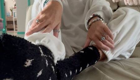 Mommy humiliating her foot beta bitch