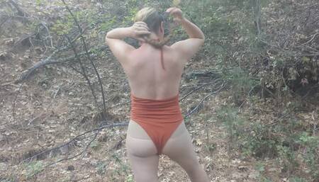 outdoor pee in Chamise and pantyhose