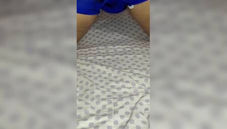 I Record My Big Ass Stepmother While She Plays in Bed in Leggings