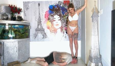 Testing Out Her Shoes On The Slaves Skull 3