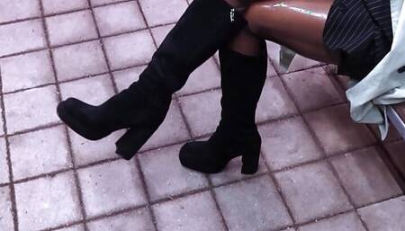 2 latex outfits in which I piss and go with it